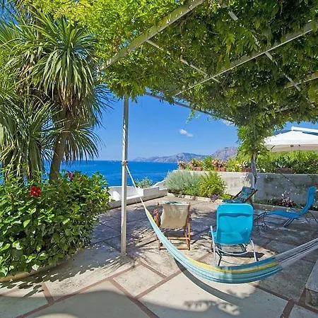 Sleeps 6 Wifi Praiano