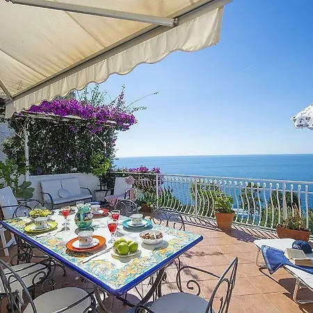 Sleeps 6 Wifi Casa vacanze *