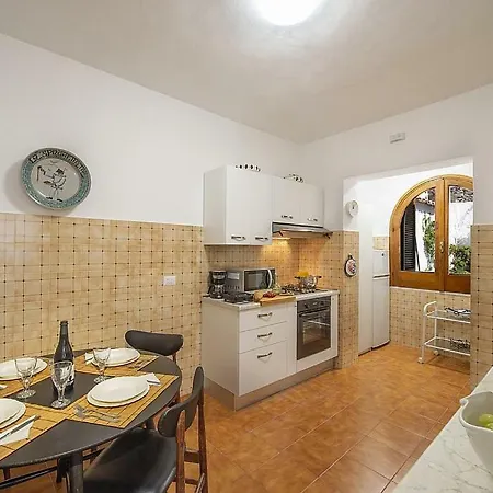 Sleeps 6 Wifi *